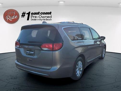 2018 Chrysler Pacifica Touring-L Plus