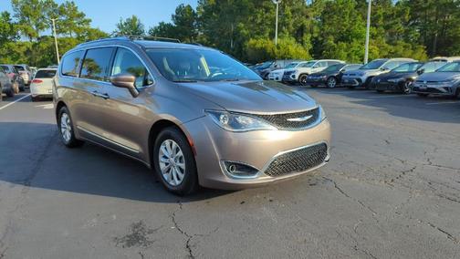 2018 Chrysler Pacifica Touring-L Plus
