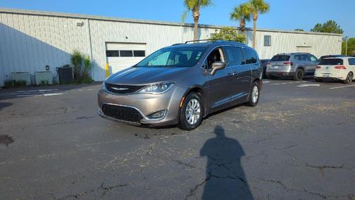 2018 Chrysler Pacifica Touring-L Plus