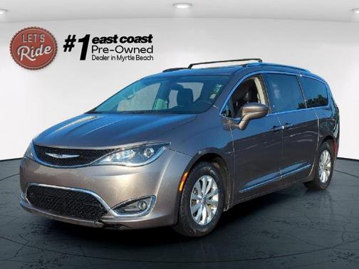 2018 Chrysler Pacifica Touring-L Plus