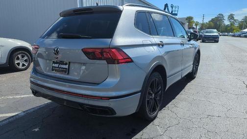 2022 Volkswagen Tiguan 2.0T SE R-Line Black