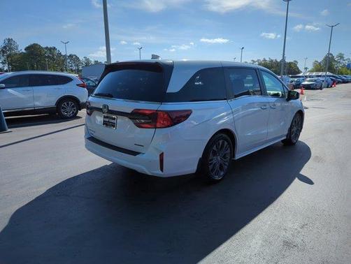 2025 Honda Odyssey Touring