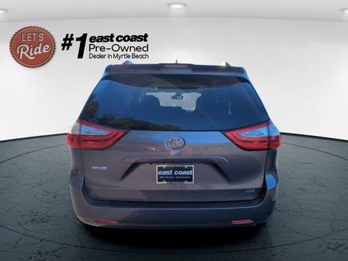 2019 Toyota Sienna Limited Premium