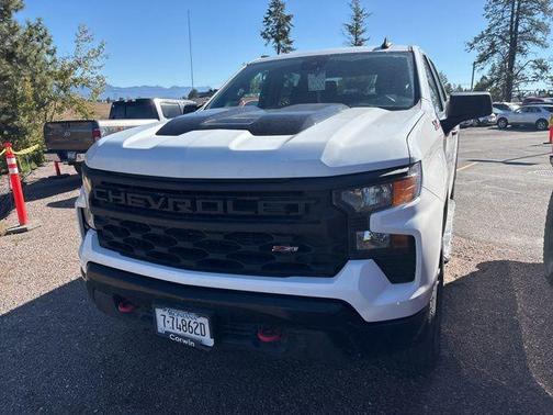 2022 Chevrolet Silverado 1500 Custom Trail Boss