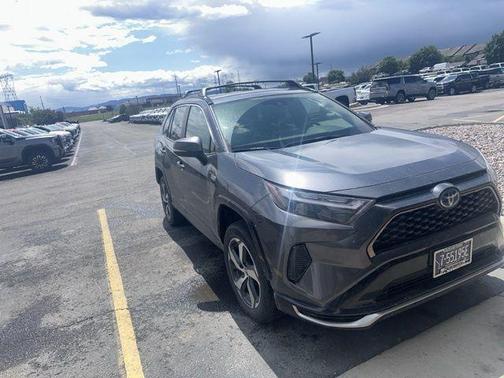 2024 Toyota RAV4 Prime SE