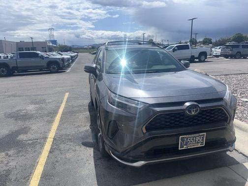 2024 Toyota RAV4 Prime SE