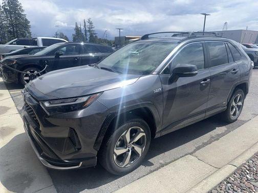 2024 Toyota RAV4 Prime SE