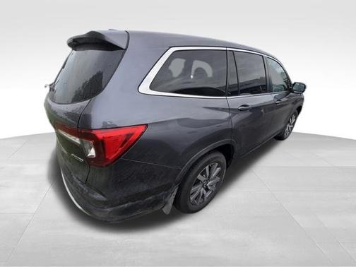 Lunar Silver Metallic 2019 Honda Pilot EX-L w/Navigation/RES