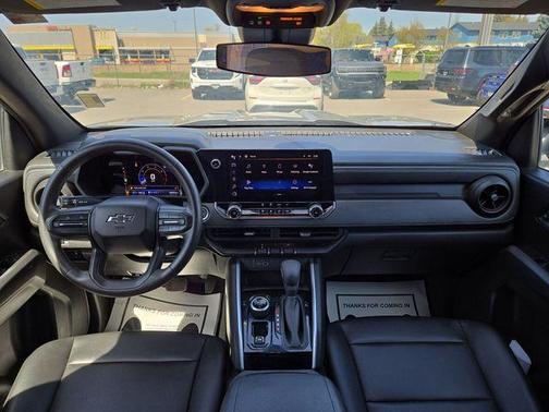 Sterling Gray Metallic 2023 Chevrolet Colorado Trail Boss