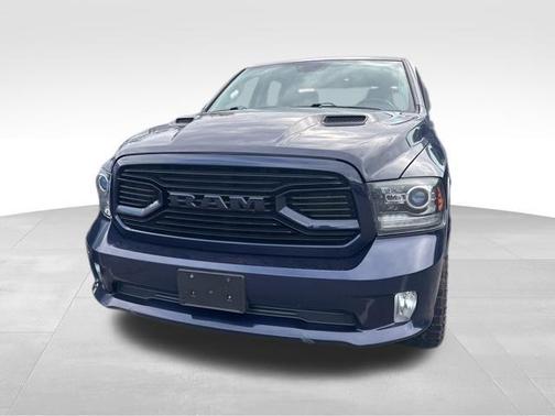True Blue Pearlcoat 2018 RAM 1500 Sport