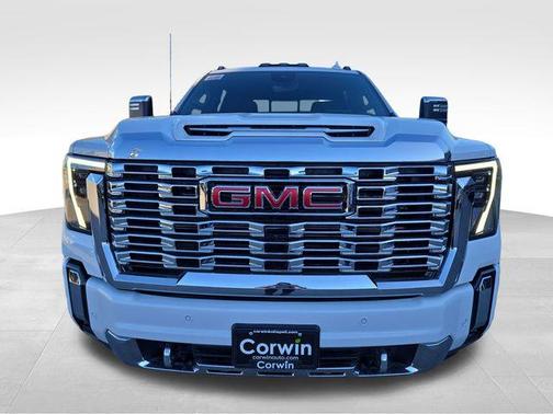 Summit White 2026 GMC Sierra 3500 Denali