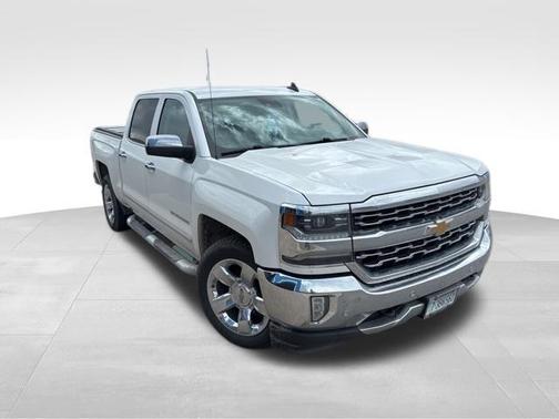 Iridescent Pearl Tricoat 2017 Chevrolet Silverado 1500 1LZ