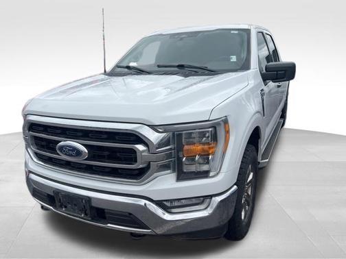 Oxford White 2022 Ford F-150 XLT
