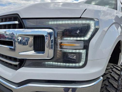 Oxford White 2018 Ford F-150 XLT