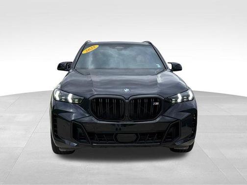 2025 BMW X5 M60i