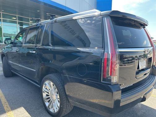 2016 Cadillac Escalade ESV Platinum