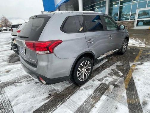2018 Mitsubishi Outlander SE