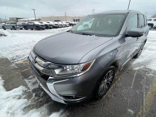 2018 Mitsubishi Outlander SE