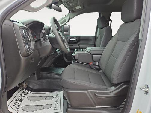 2025 GMC Sierra 2500 Pro