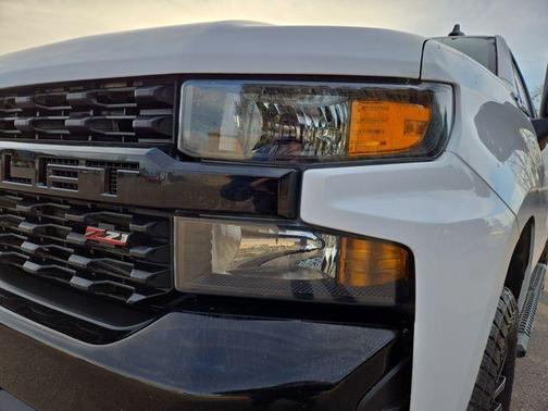 2022 Chevrolet Silverado 1500 Limited Custom Trail Boss