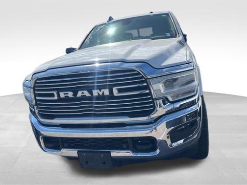 Bright White Clearcoat 2019 RAM 2500 Laramie