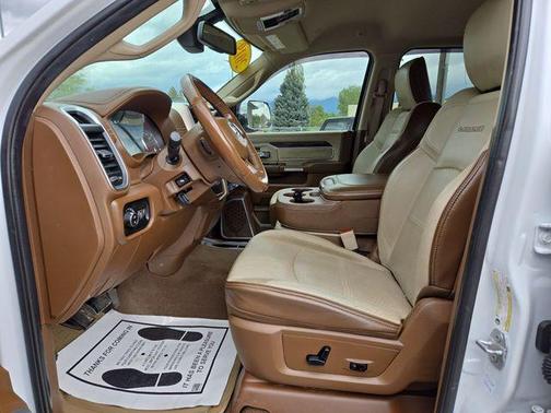 Bright White Clearcoat 2019 RAM 2500 Laramie