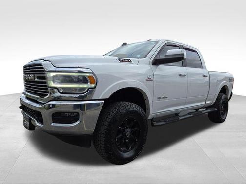 Bright White Clearcoat 2019 RAM 2500 Laramie