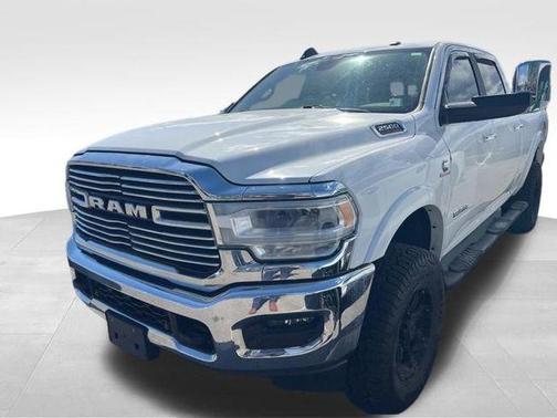 Bright White Clearcoat 2019 RAM 2500 Laramie
