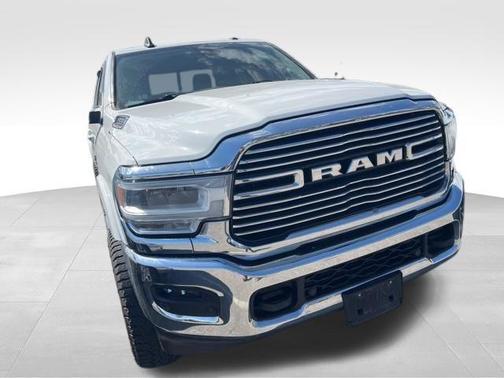 Bright White Clearcoat 2019 RAM 2500 Laramie