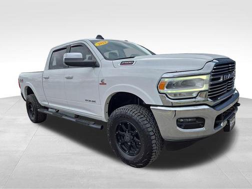 Bright White Clearcoat 2019 RAM 2500 Laramie