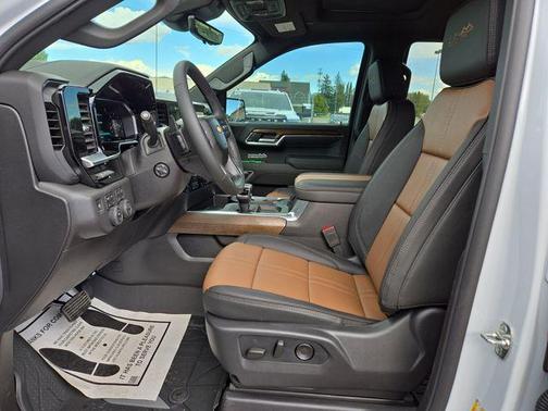 Polar White 2026 Chevrolet Silverado 1500 High Country
