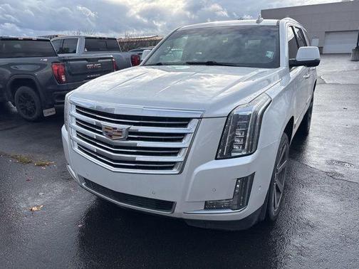 2017 Cadillac Escalade Platinum