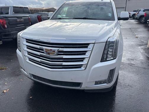 2017 Cadillac Escalade Platinum