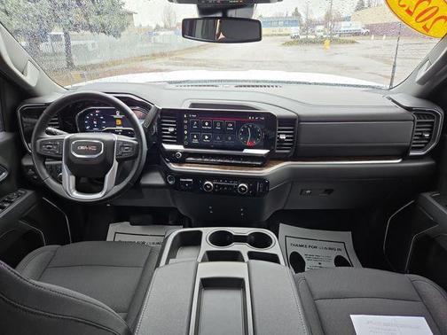 Summit White 2025 GMC Sierra 3500 SLE