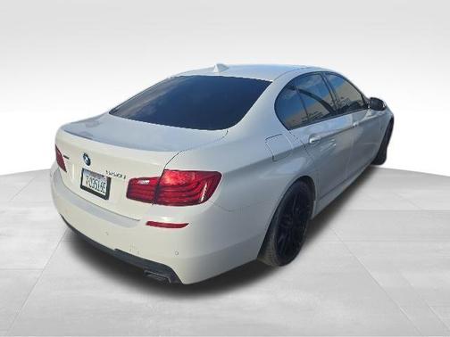 Alpine White 2014 BMW 550 i xDrive