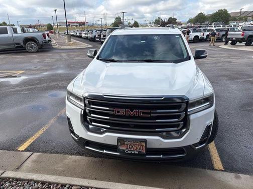 2022 GMC Acadia AT4