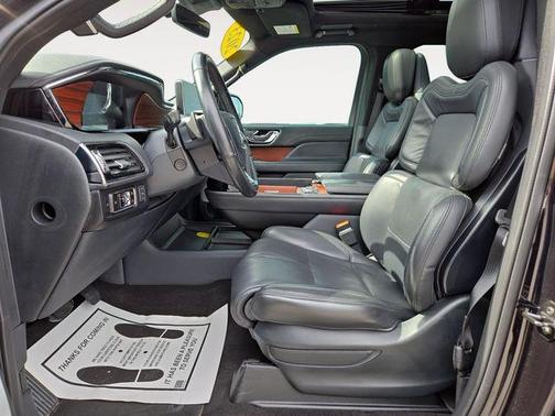 2023 Lincoln Navigator L Reserve