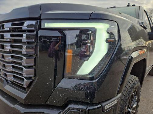 Onyx Black 2026 GMC Sierra 2500 Denali Ultimate