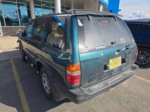 1996 Nissan Pathfinder LE-V6