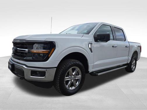 Oxford White 2024 Ford F-150 XLT