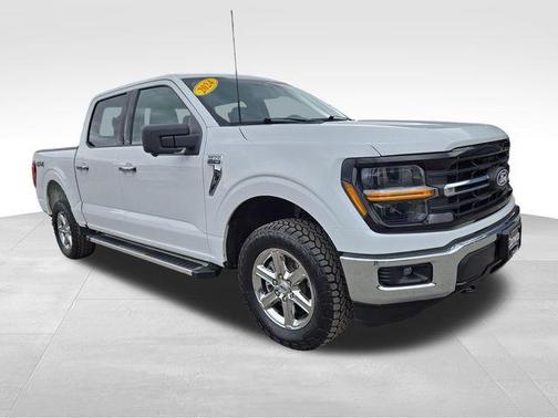 Oxford White 2024 Ford F-150 XLT