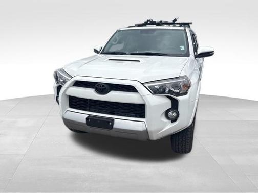 Super White 2018 Toyota 4Runner Sport