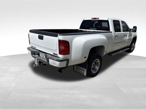 Summit White 2011 GMC Sierra 3500 H/D