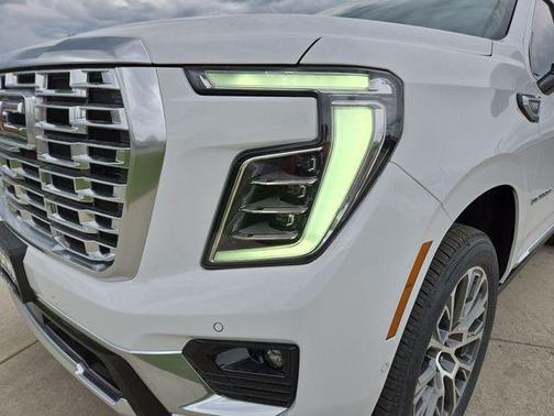 Summit White 2026 GMC Yukon XL Denali