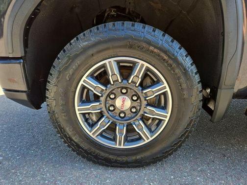 Titanium Rush Metallic 2024 GMC Sierra 1500 AT4