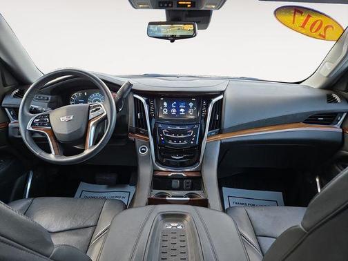 2017 Cadillac Escalade Luxury