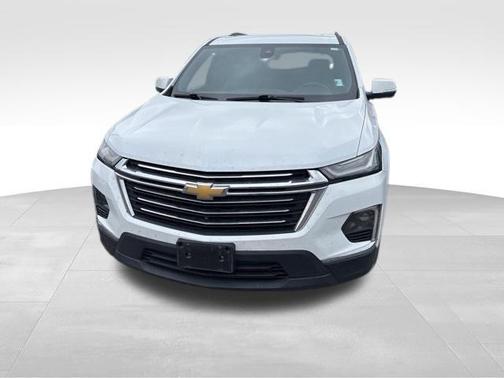 Summit White 2023 Chevrolet Traverse LT Leather