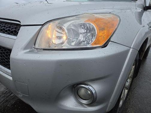 2009 Toyota RAV4 Limited