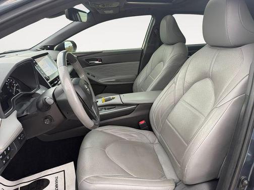 2021 Toyota Avalon Hybrid Limited