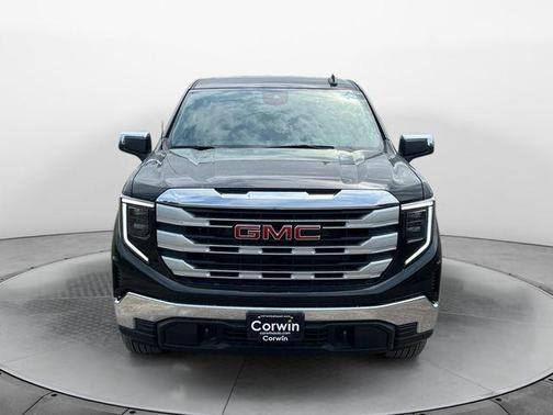 2025 GMC Sierra 1500 SLE